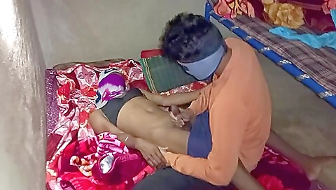 Busty ebony babe gets her ass fucked in amateur porn video