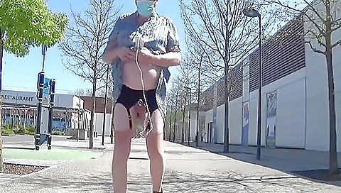 Tranny travesti sounds urethral outfit and rides toy