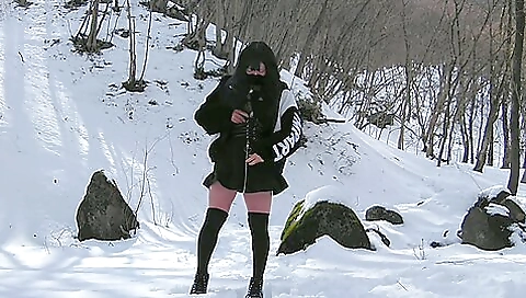 Outdoor porn with a brunette babe wearing stockings
